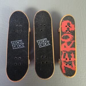 Tech Deck Fingerboard Chris Cole Zero Space Tiger Chocolate Carlisle Santa Cruz